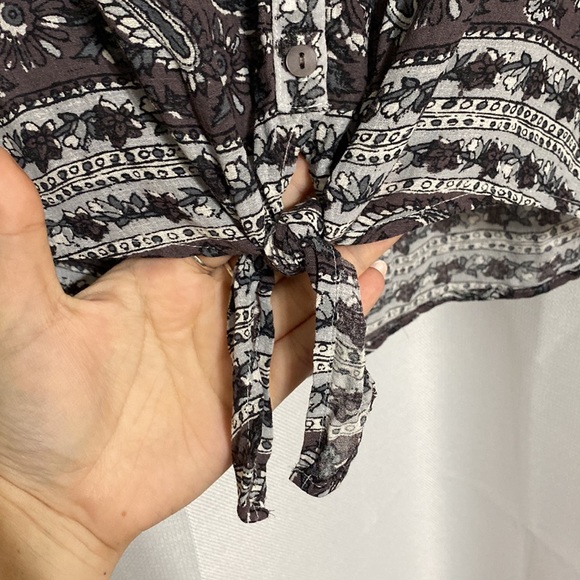 Lucky Brand Paisley Bohemian Front Tie Tank Top Size Large - Picture 3 of 6